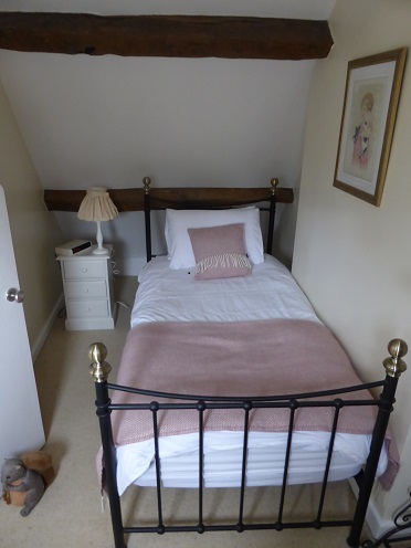 Single bedroom