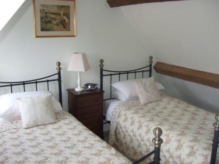 Twin bedroom